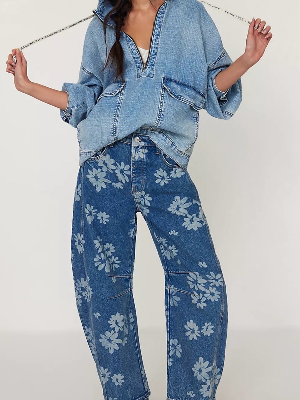 We The Free Good Luck Barrel Jeans – Laser Daisy Indigo – Size 30